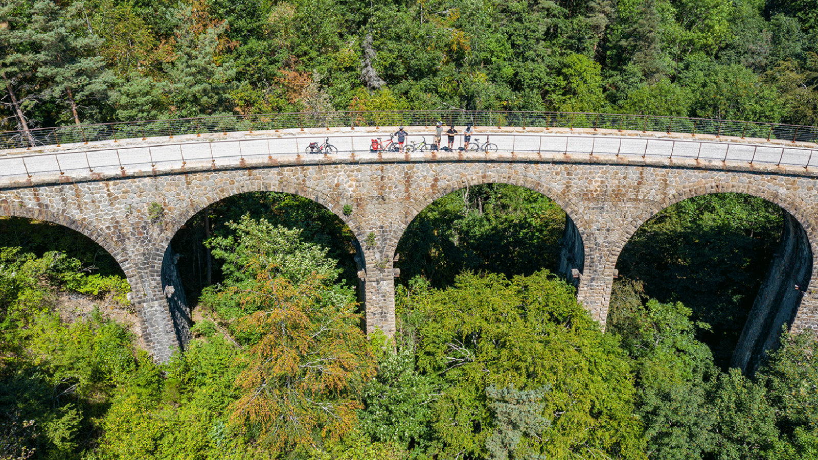 Dolce via depuis le viaduc de intres